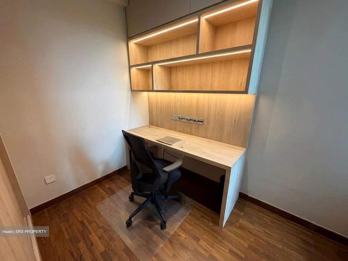 Venezio (D16), Apartment #583947131
